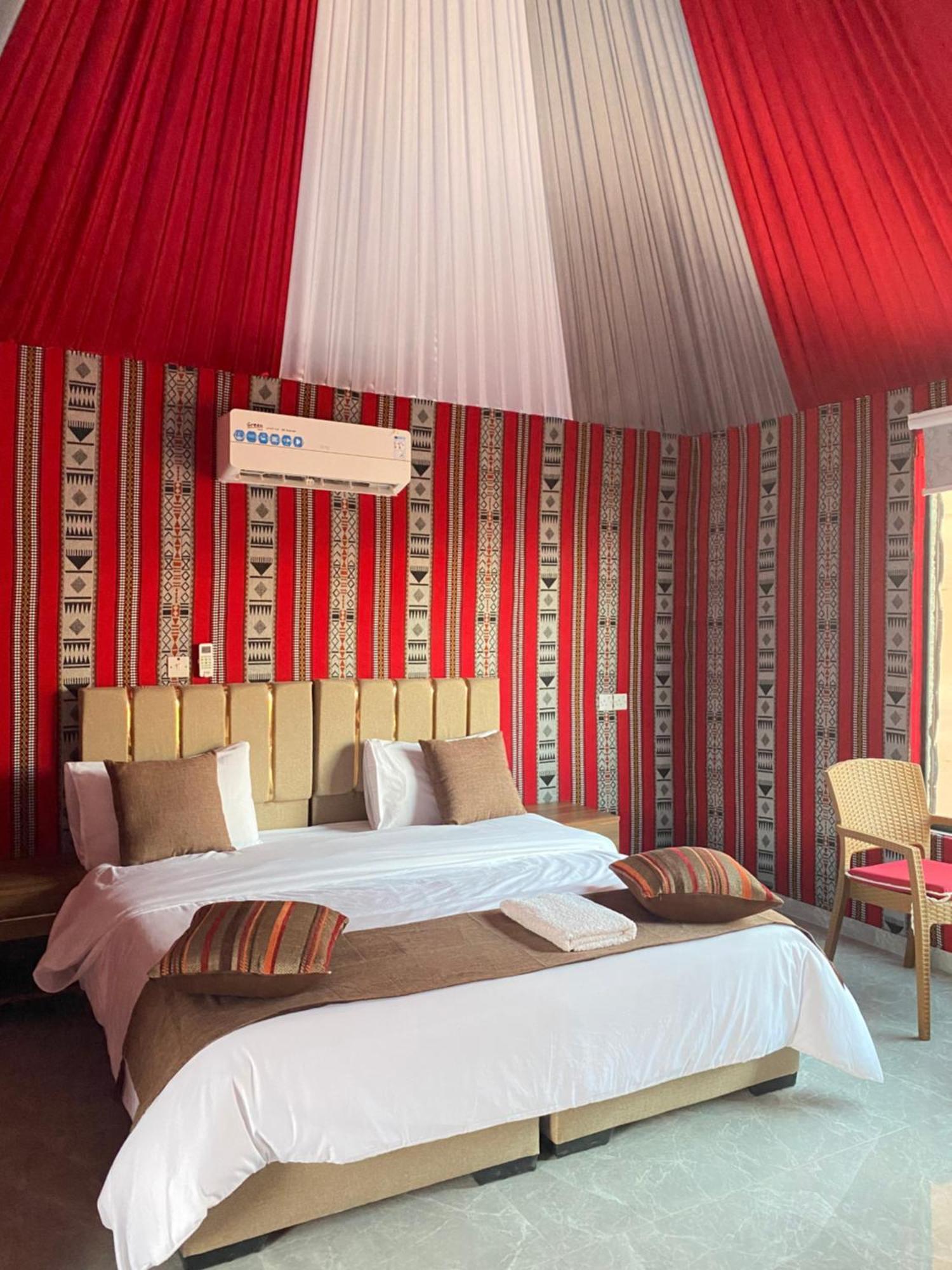 Tamim Luxury Wadi Rum Camp Eksteriør billede